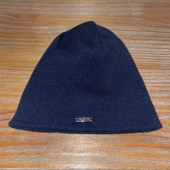 Michael Kors MK Reversible Logo Knit Beanie Hat - Picture 4 of 6